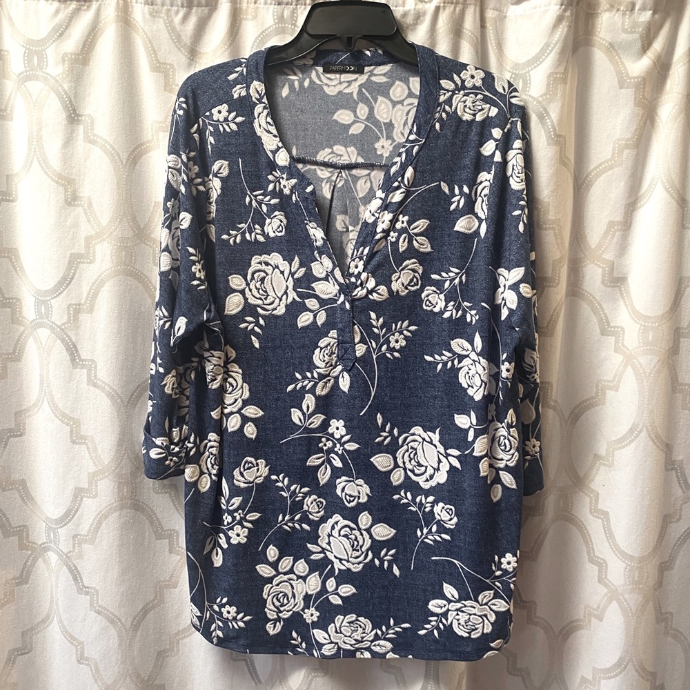 Papermoon top